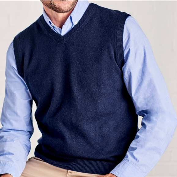 Brooks Brothers Other - Brooks Brothers Scottish Lambs Wool Sweater Vest M